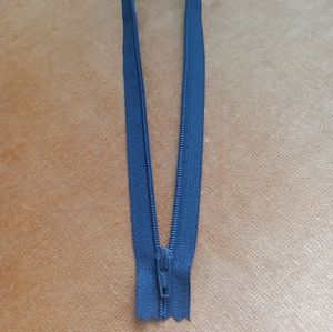 10 7" OPEN END BLACK ZIPPERS SEWING CRAFT Wholesale NEW